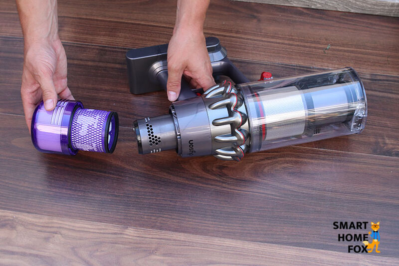 Очистка Hepa-фильтра у Dyson V11.